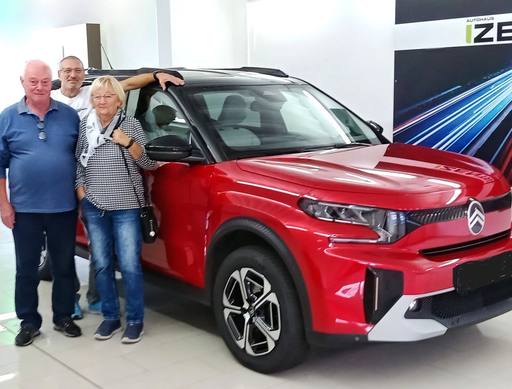 Bild: August 2026: Herzlichen Glückwunsch Familie Rosenhan zu Ihrem neuen Auto.
